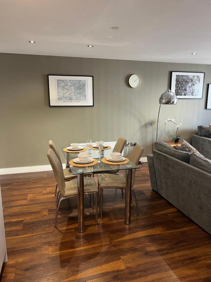 Stunning Manchester City Centre Apartment! Ideal For Small Groups Luaran gambar
